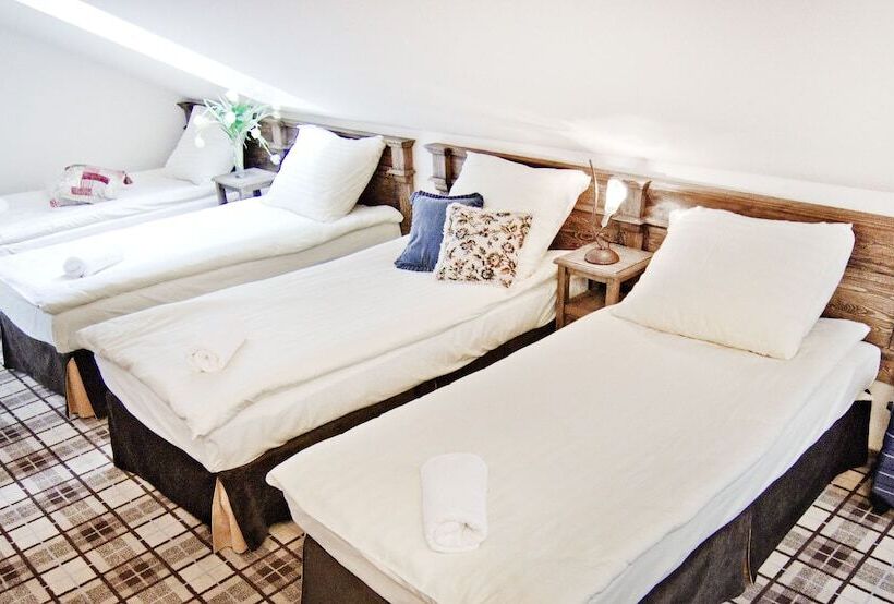 スタンダード４人部屋, Five Stars Bed&breakfast
