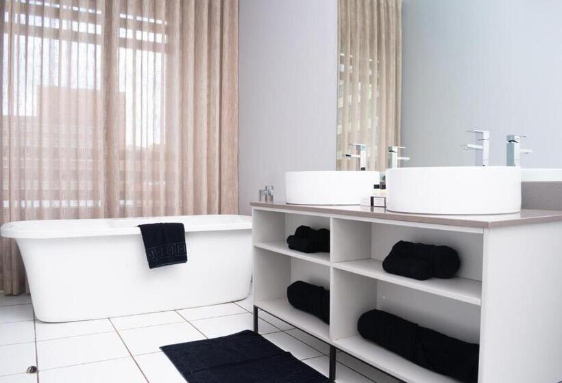 חדר אקזקיוטיב חדר קינג, Hallmark Hotel By Bon Hotels