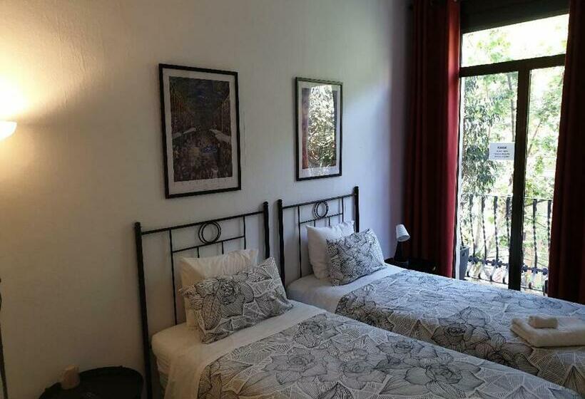 اتاق استاندارد با سرویس بهداشتی مشترک, Hostal Absolut Stay