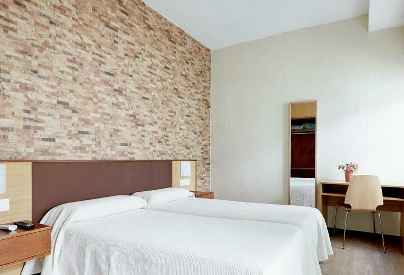 スタンダードルーム, Hostal Campo Nuevo