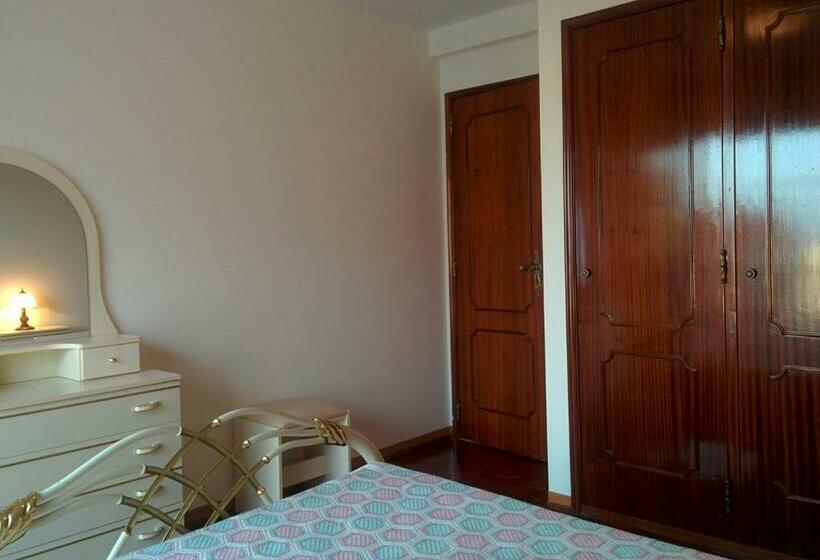 Номер Стандарт Совместная Ванная, Lá Em Cima