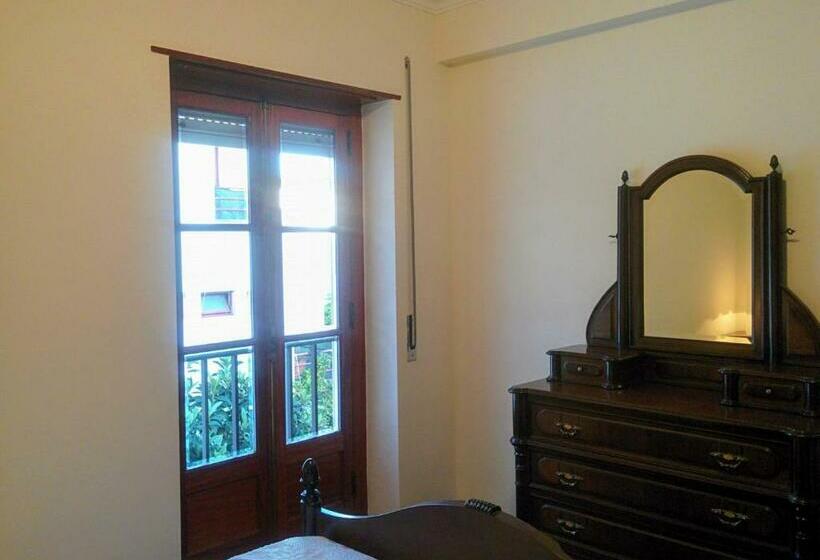 Номер Стандарт Совместная Ванная, Lá Em Cima