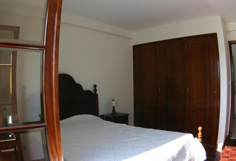 Номер Стандарт Совместная Ванная, Lá Em Cima