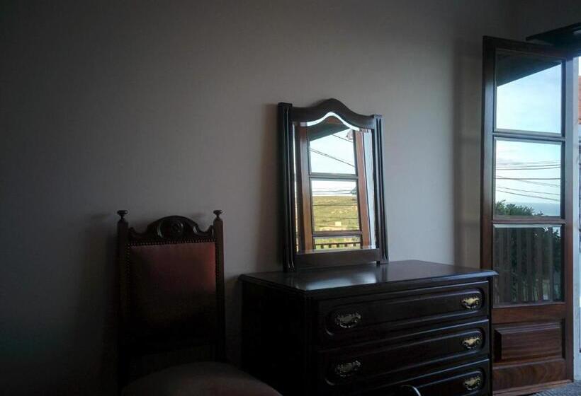 Номер Стандарт Совместная Ванная, Lá Em Cima