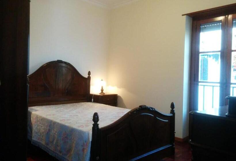 Номер Стандарт Совместная Ванная, Lá Em Cima