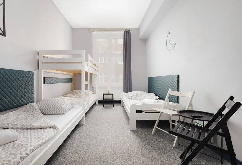 Quarto Quádruplo Estandar, Moon Hostel Kraków