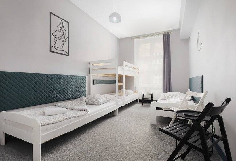 スタンダード4人部屋, Moon Hostel Kraków