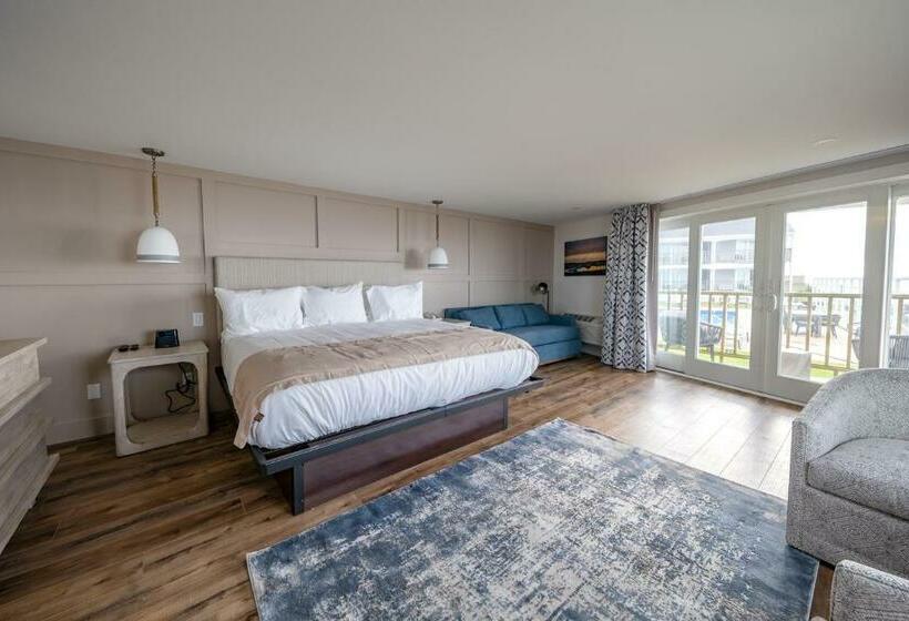 Номер Deluxe Кровать Кинг, Pelham House Resort