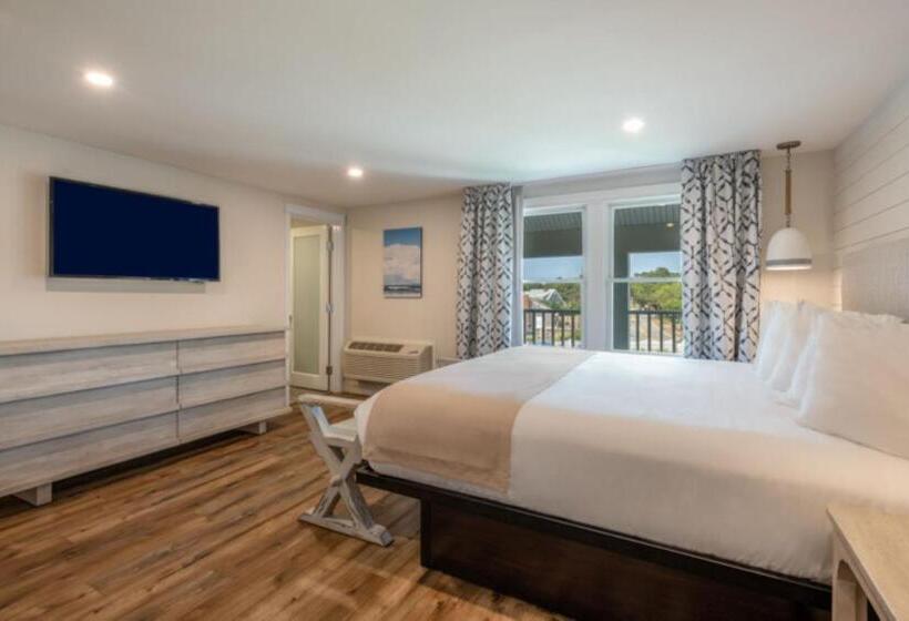 جناح سرير كينج, Pelham House Resort