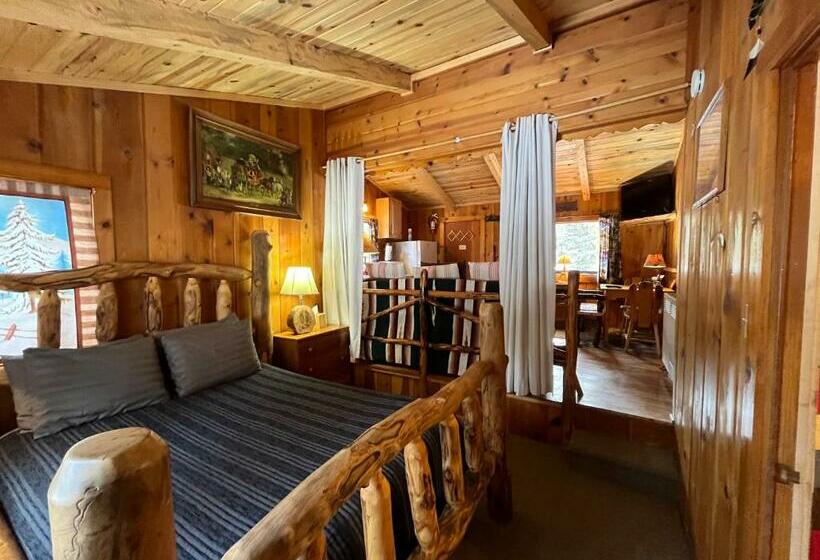 בקתה, Pine Haven Resort