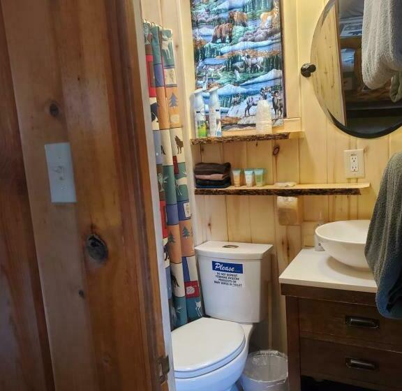 בקתה, Pine Haven Resort