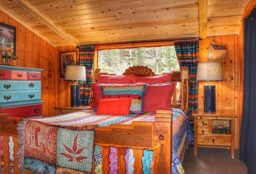 בקתה, Pine Haven Resort