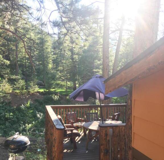 오두막, Pine Haven Resort