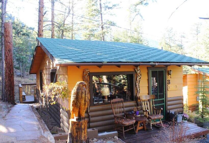 בקתה, Pine Haven Resort