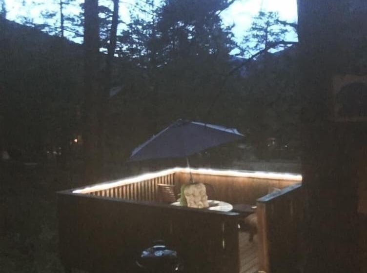 בקתה, Pine Haven Resort