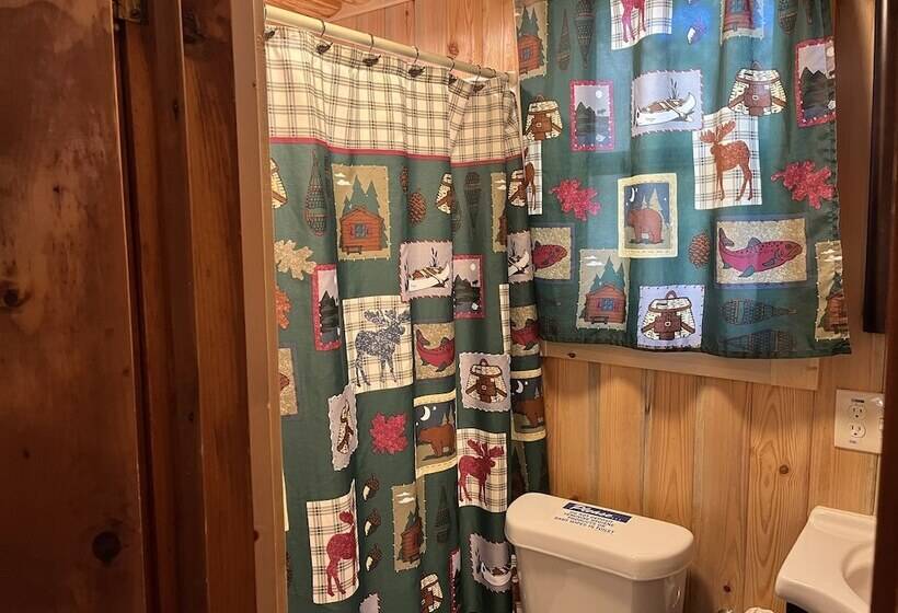 בקתה, Pine Haven Resort