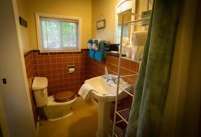 １ベッドルームハウス, Sherwood Court Cottages & Guest Rooms
