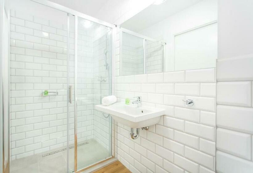 수피리어 스튜디오, Smart