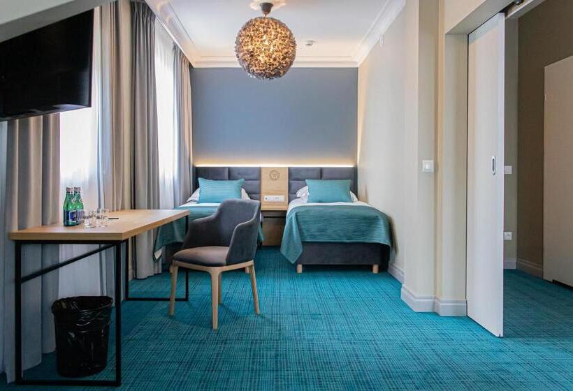 Familie Suite, Wodnik