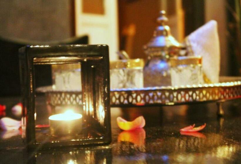 Quarto standard, Diamant La Ville Rouge