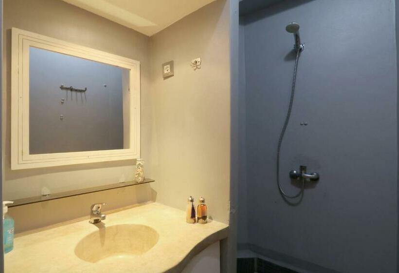 Quarto standard, Diamant La Ville Rouge