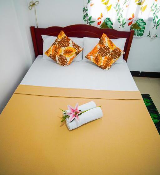 اتاق استاندارد با سرویس بهداشتی مشترک, Amparo S Tourist Inn   Coron