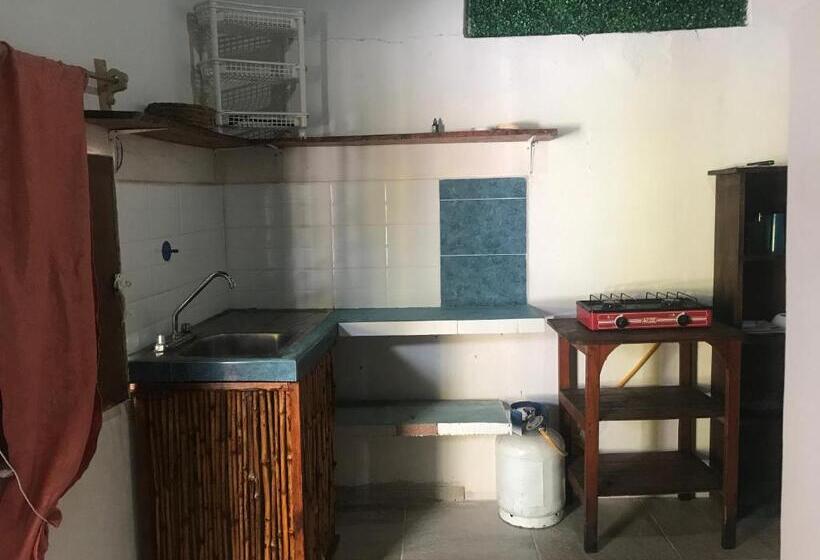 شقة غرفة واحدة, Casa Jalisco