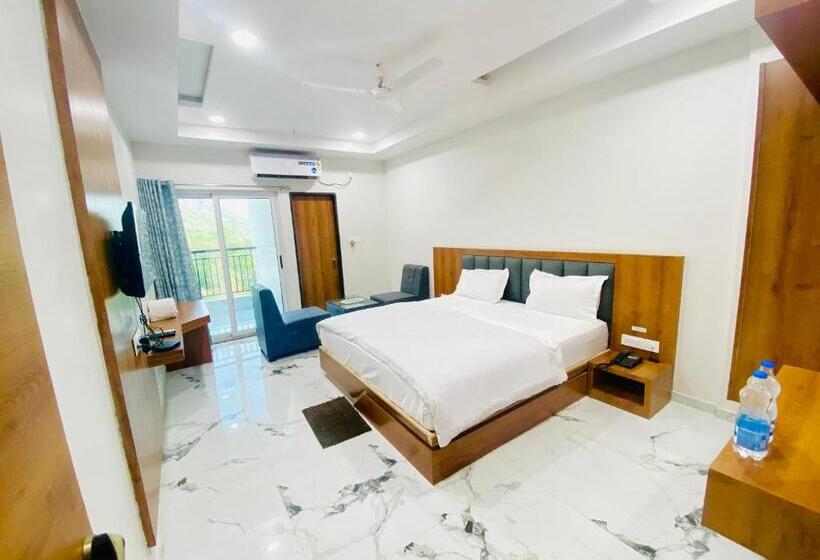 غرفة قياسية, Kardhar Inn