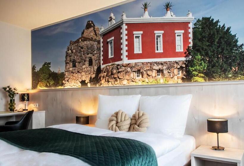 غرفة قياسية, Restaurant Elbebrücke