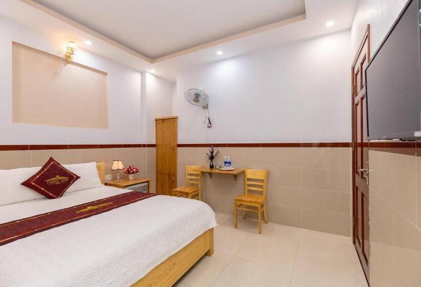 اتاق استاندارد, Thịnh Anh