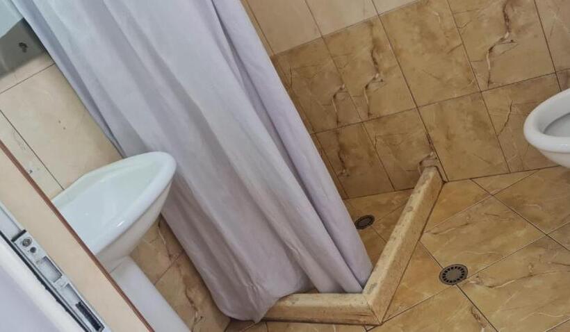 דירה בת חדר שינה 1 עם מרפסת, Vila Mati