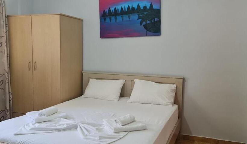 דירה בת חדר שינה 1 עם מרפסת, Vila Mati