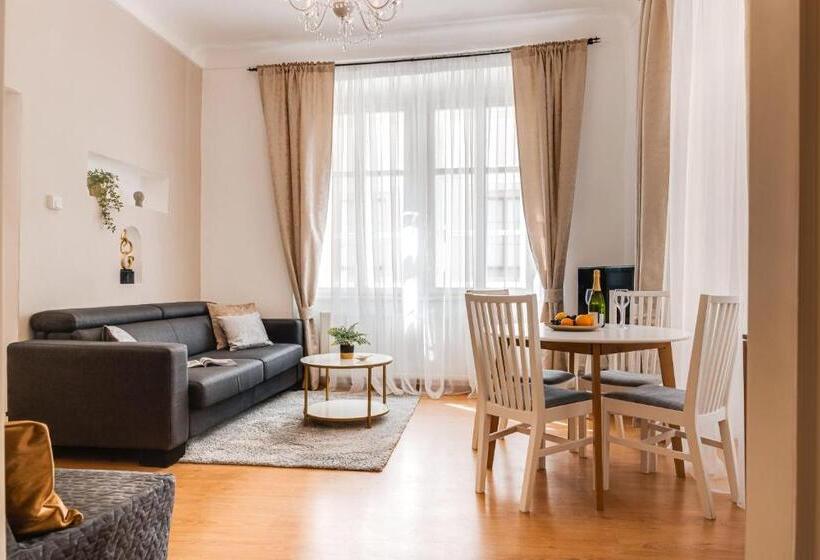 آپارتمان سوپریور 1 خوابه, King´s Road Residence