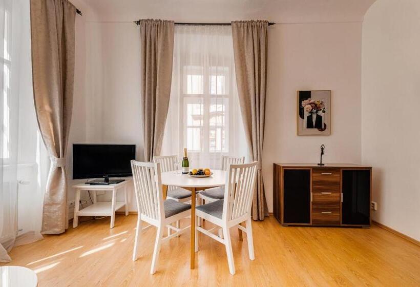 آپارتمان سوپریور 1 خوابه, King´s Road Residence