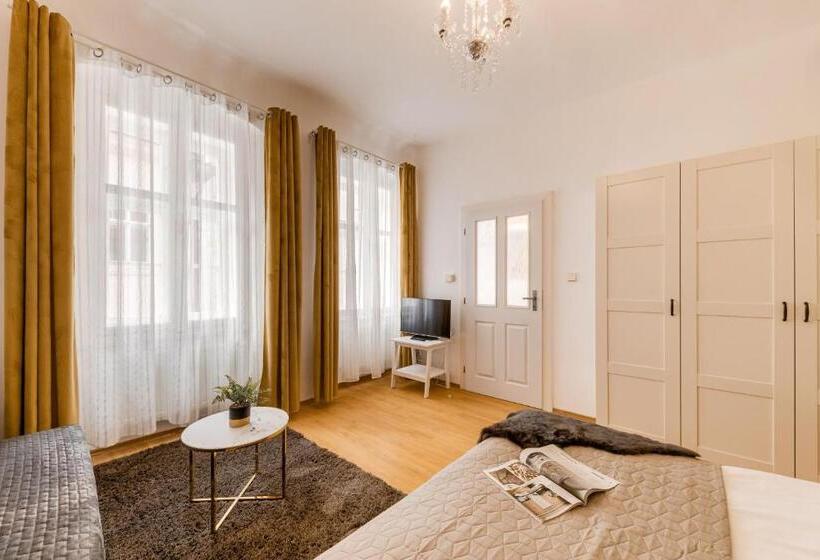 آپارتمان 1 خوابه, King´s Road Residence