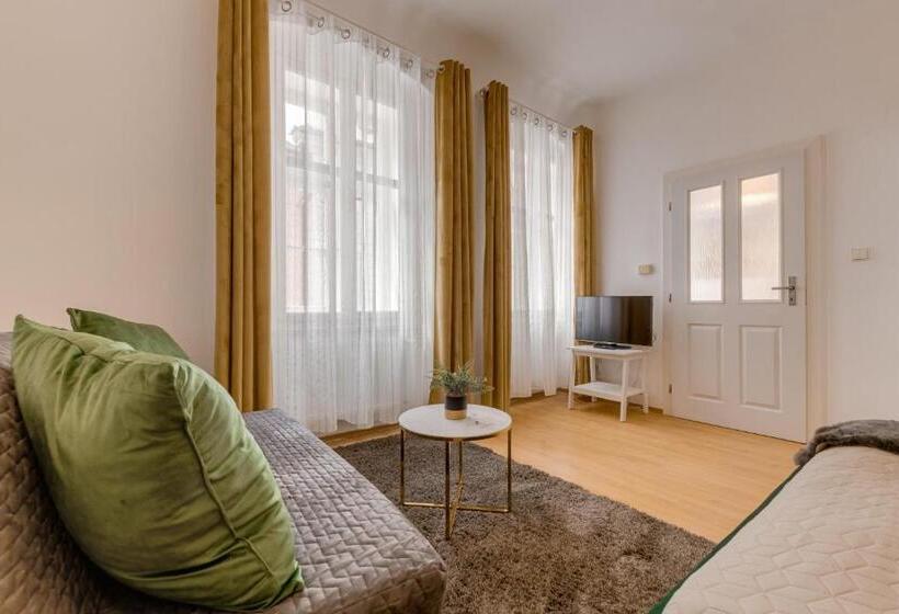 آپارتمان 1 خوابه, King´s Road Residence