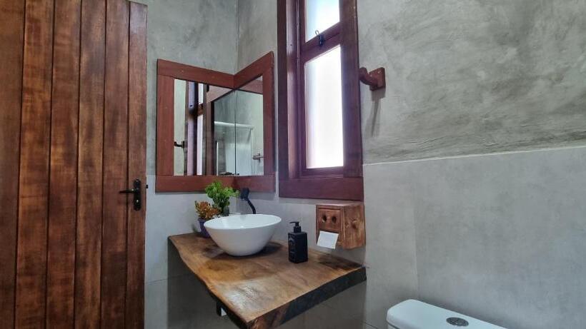 豪华套房, Sítio Roda D água