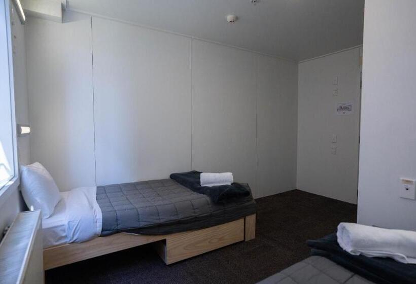 غرفة إقتصادية, The Brownston Hostel