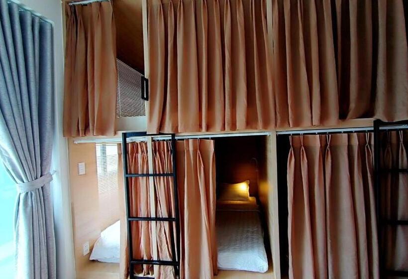 تختخواب در اتاق مشترک, Lullaby Homestay