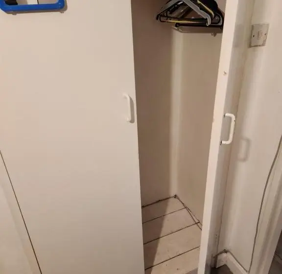 エコノミーシングルルーム, Gatwick Star Night Stay   Gatwick