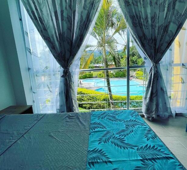 プールビュースタンダードルーム, Finca Hotel El Ensueño