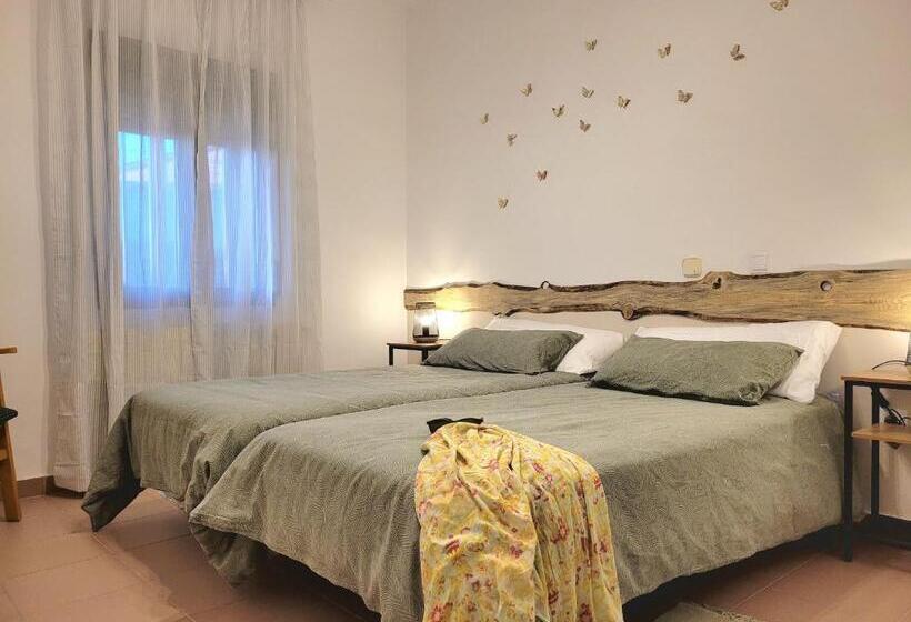 スタンダードルーム, Hostel Villanueva