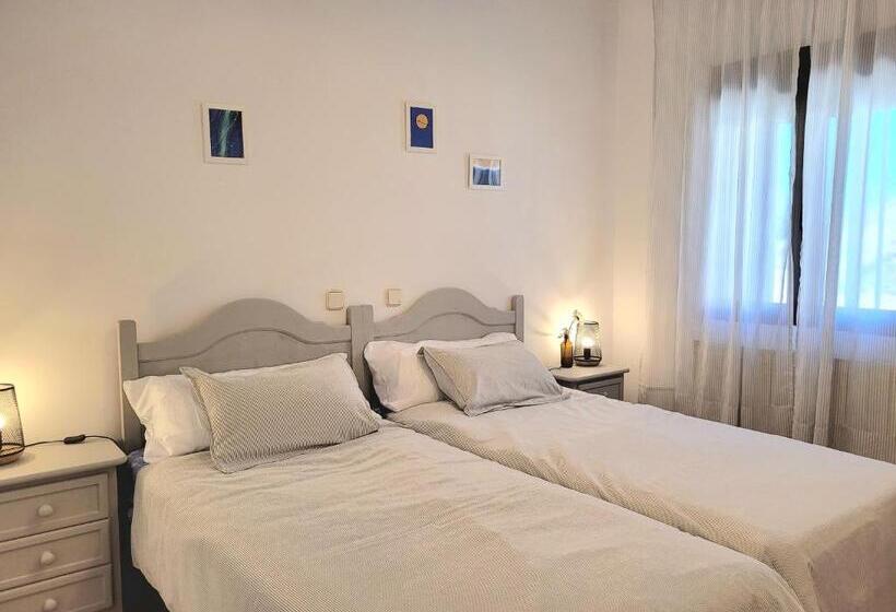 スタンダードルーム, Hostel Villanueva