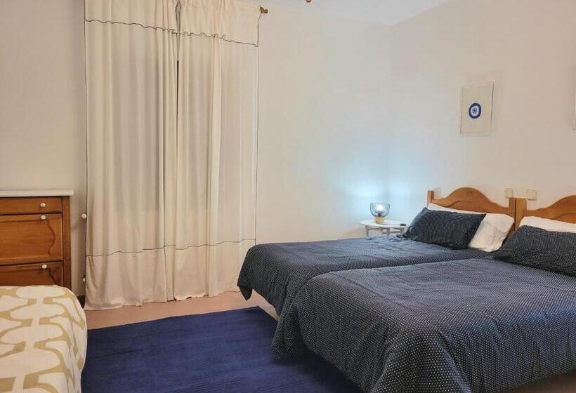 トリプルクラシックルーム, Hostel Villanueva