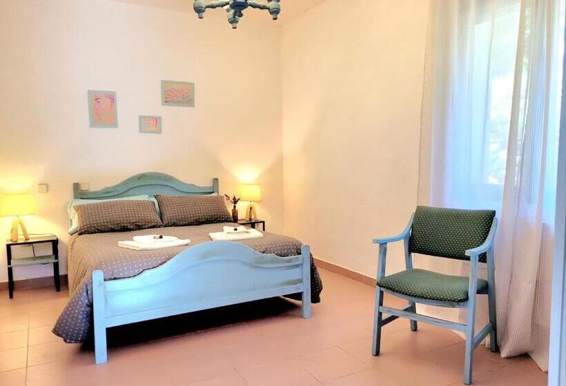 スタンダードルーム, Hostel Villanueva