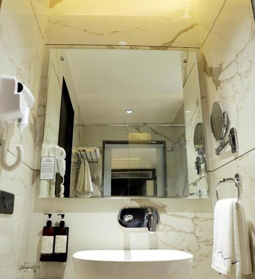 Номер Superior Кровать Кинг, Blusalzz Residence Amritsar