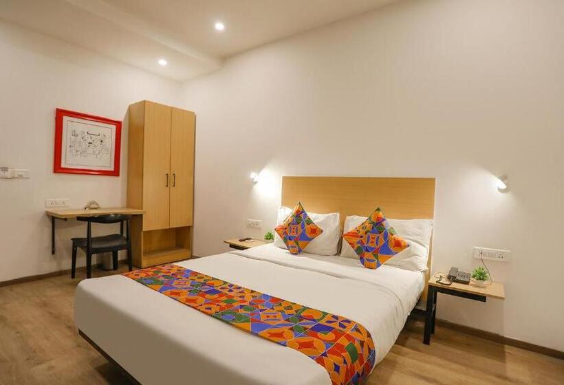 اتاق لوکس, Fabhotel Golden World