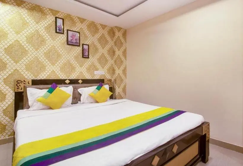 デラックスルーム, Fabhotel Yogeshwara Grand