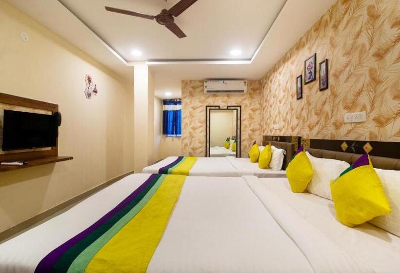 Pokój Superior, Fabhotel Yogeshwara Grand