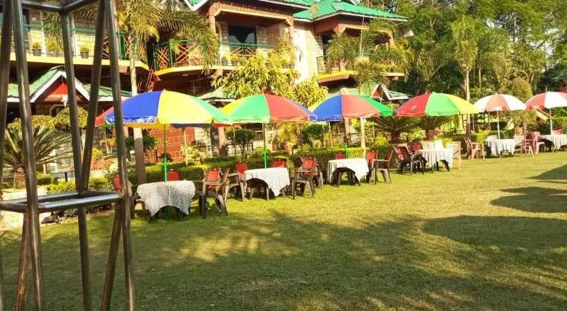 Standard-huone Puutarhanäkymä, Vip S Ruposhi Bangla Eco Resort